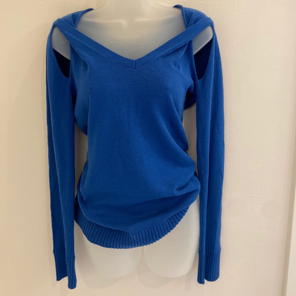 BCBG knit sweater